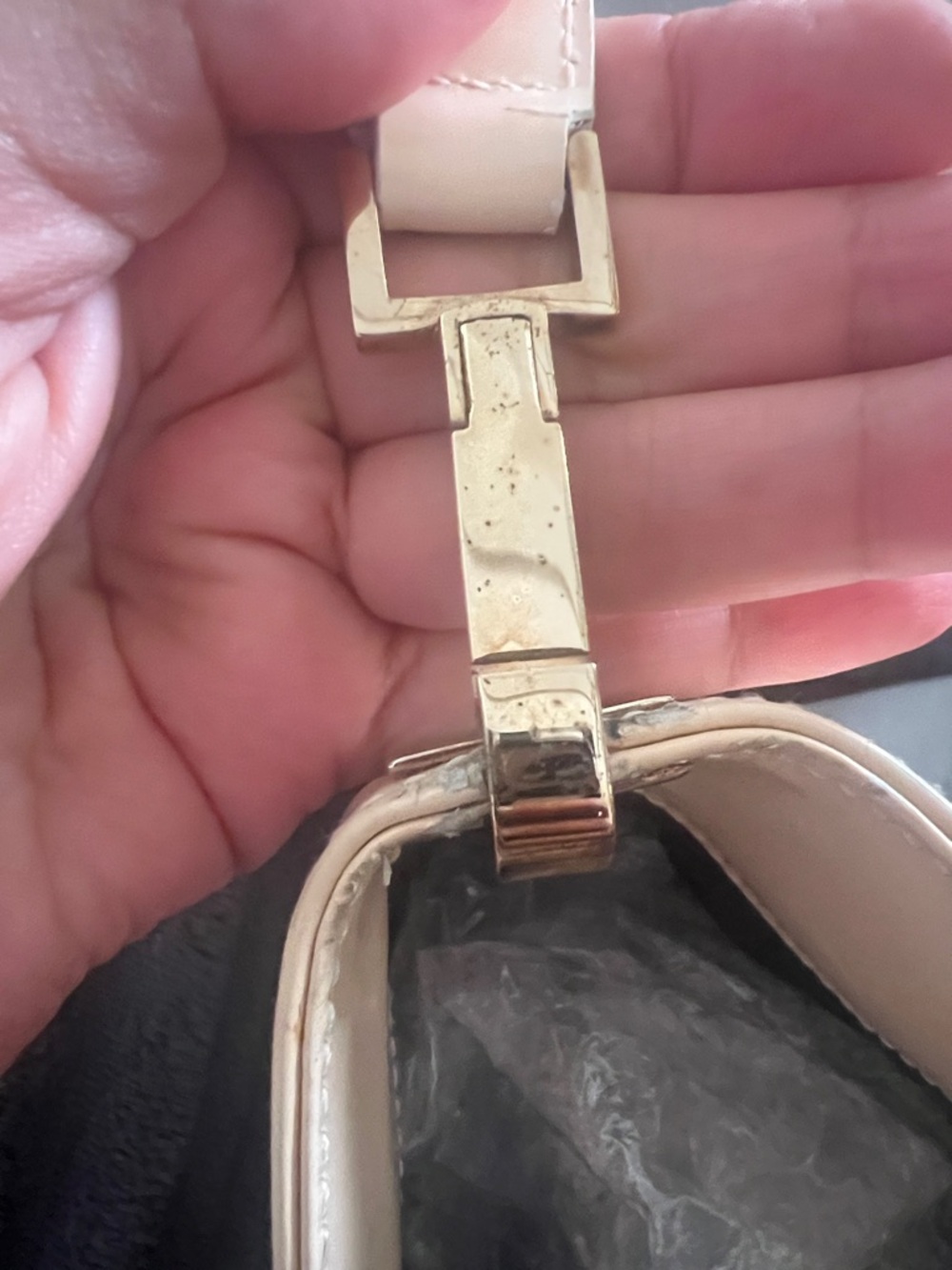 Gucci Cream and Black Vertical Stripe Shoulder Bag - Picture 11 of 11